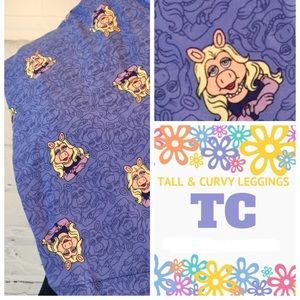NWOT Lularoe Disney Miss Piggy Leggings  - TC  size (12-18)